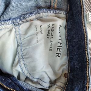 MOTHER Rascal Ankle Snippet in Girl Crush Wash.